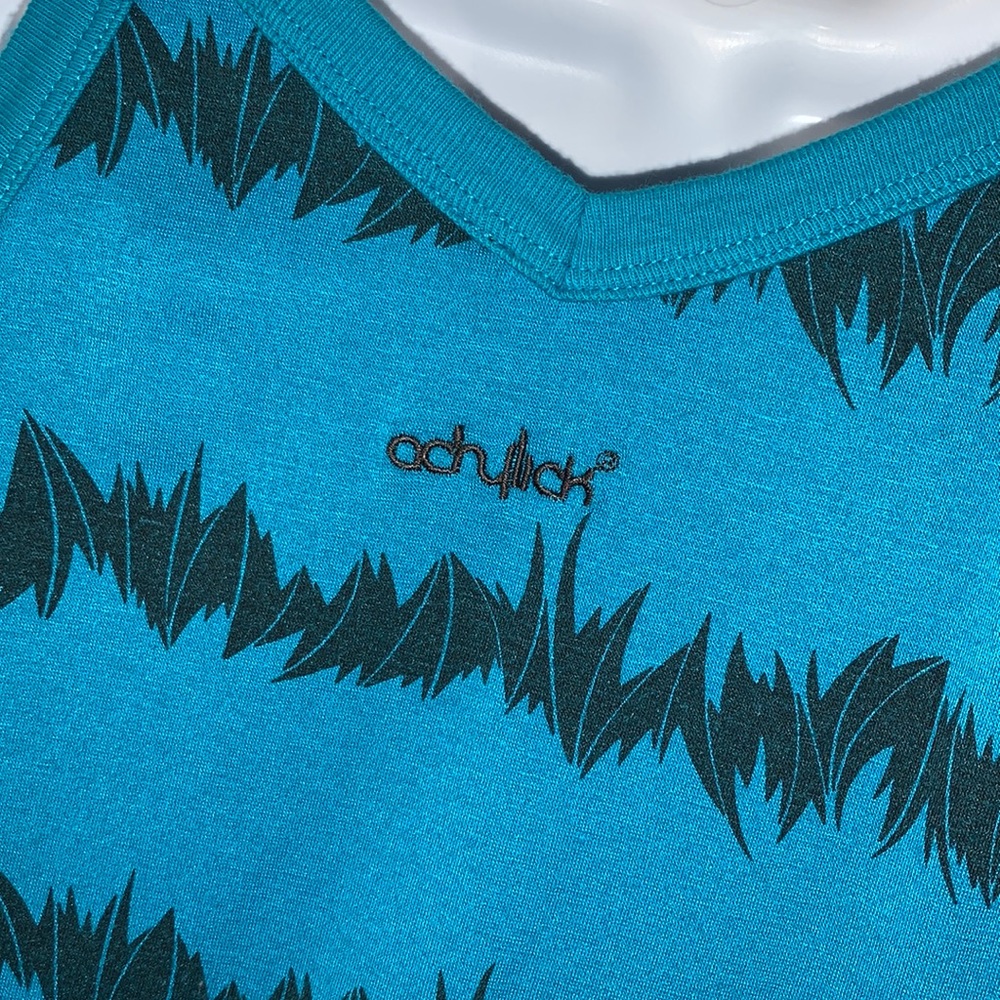 Patterned Long Tank Top - Picture 5 of 6